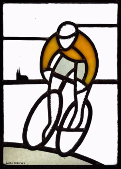 vitrail traditionnel,vitrail au plomb,Vitrail,Chartres,galerie du vitrail,vitraux,vente de vitraux en ligne, centre,eure et loir,eure et loire, cathédrale, Jacques Loire, Gabriel Loire, cycliste, vélo