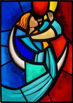 vitrail traditionnel,vitrail au plomb,Vitrail,Chartres,galerie du vitrail,vitraux,vente de vitraux en ligne, centre,eure et loir,eure et loire, cathédrale, Jacques Loire, Gabriel Loire, ange
