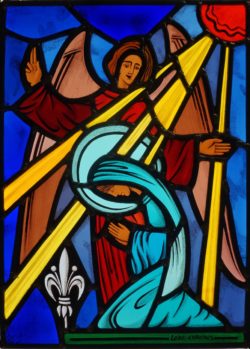 vitrail traditionnel,vitrail au plomb,Vitrail,Chartres,galerie du vitrail,vitraux,vente de vitraux en ligne, centre,eure et loir,eure et loire, cathédrale, Jacques Loire, Gabriel Loire, ange, annonciation, vierge