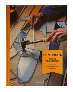 tuto vitrail, modèle vitrail, art vitrail, vitrail traditionnel,vitrail au plomb, dalle de verre, vitrail tiffany,Vitrail,Chartres,galerie du vitrail,vitraux,