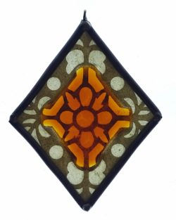 vitrail,vitrail au plomb,Vitrail,Chartres,galerie du vitrail,vitraux, vitraux d'occasion,vente de vitraux en ligne, centre,eure et loir,eure et loire